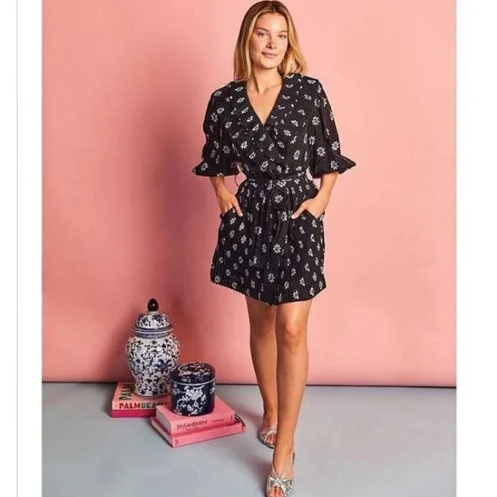 Buru‎ Blanche Floral Pleated Mini Dress XS NWT